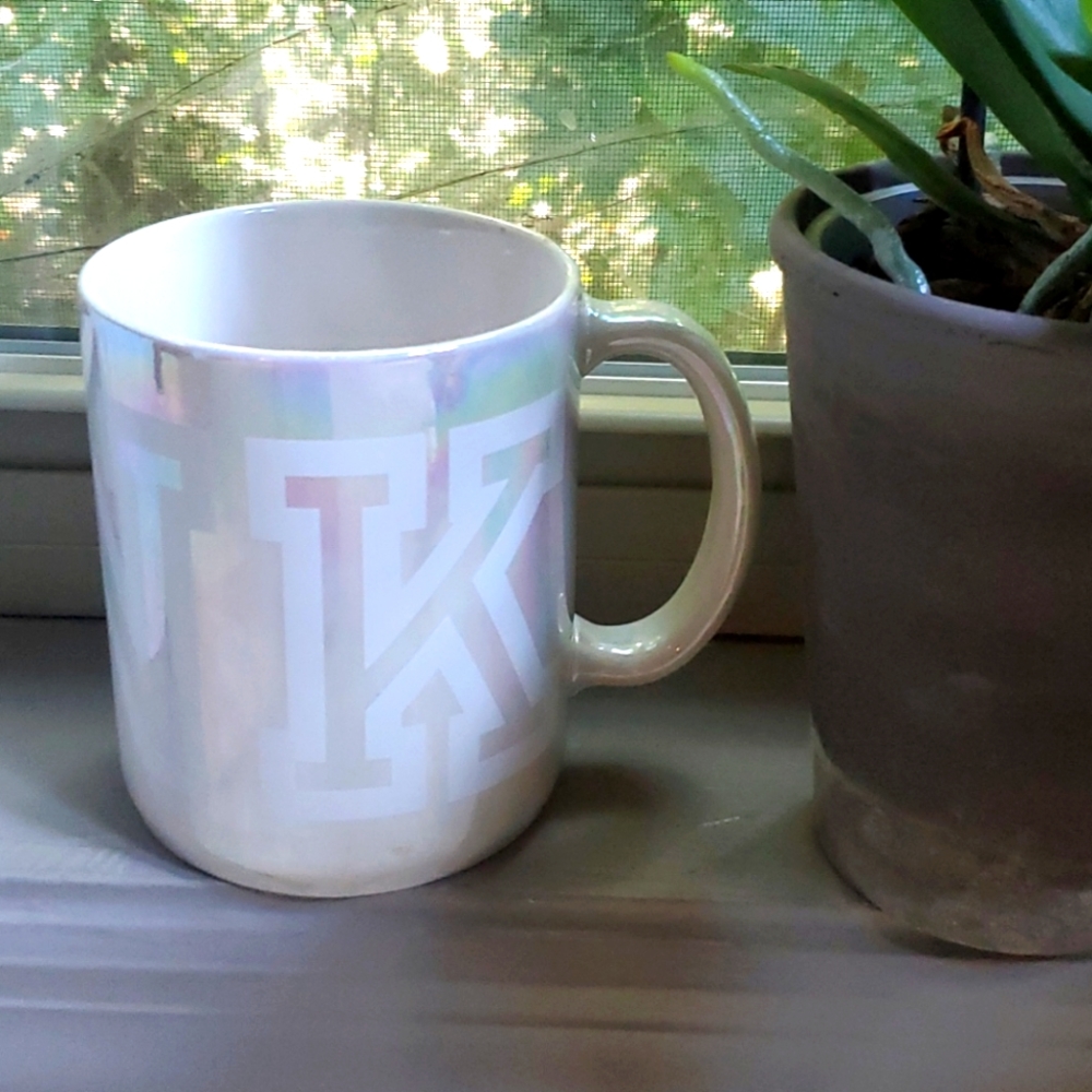 Jumbo Victoria's Secret PINK iridescent mug